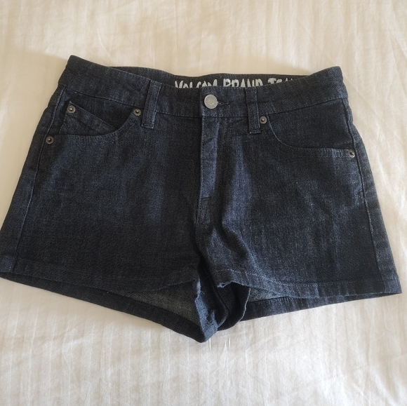 Volcom Brand Jean midrise shorts size 3 - Picture 1 of 5